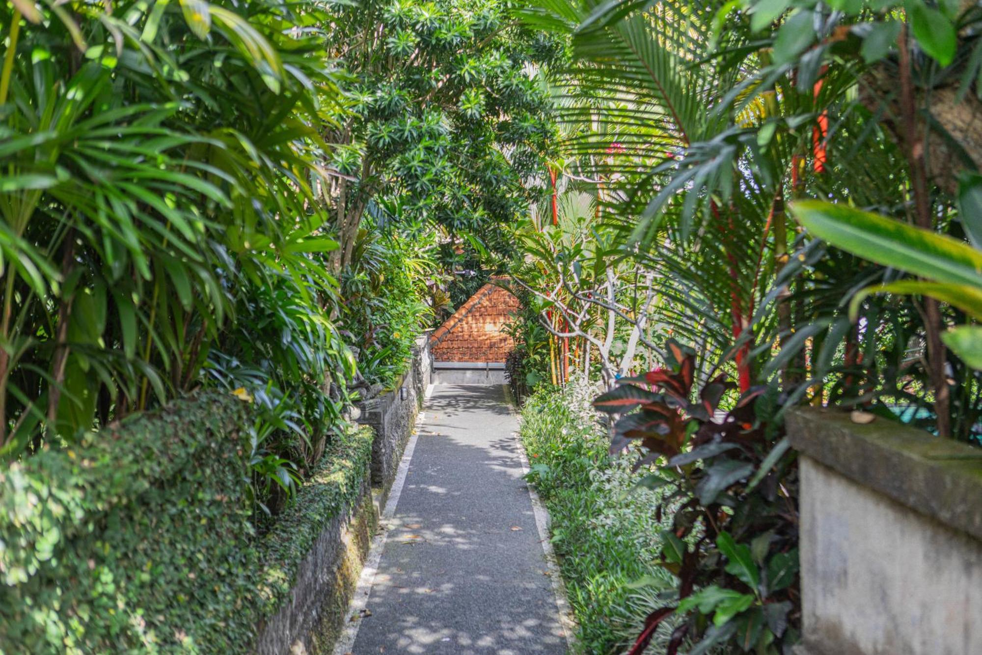 Sari Bamboo Villas Убуд Экстерьер фото